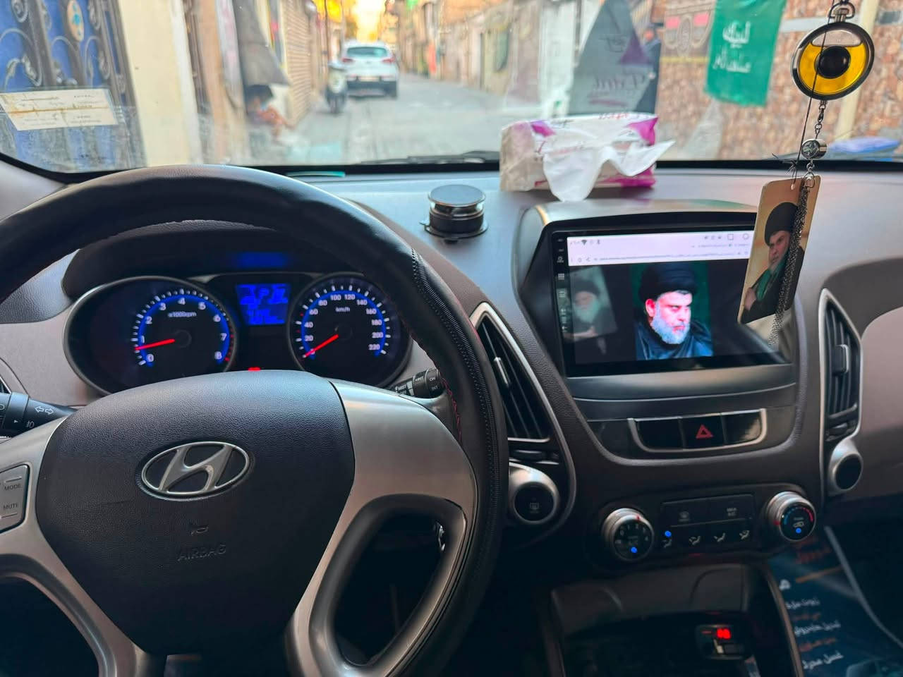 سلام عليكم مكلف بالنشر رجاءا مكلف بالنشر توسان ٢٠١٤خليجي جديده مكفوله كفاله عامه فقط صبغ على كد شبر بالبنيد وابصف البكلايت  باسمي استلام شركه على ايدي االاتصال على الرقم ***********اتصل وبيك خير وتدلل
