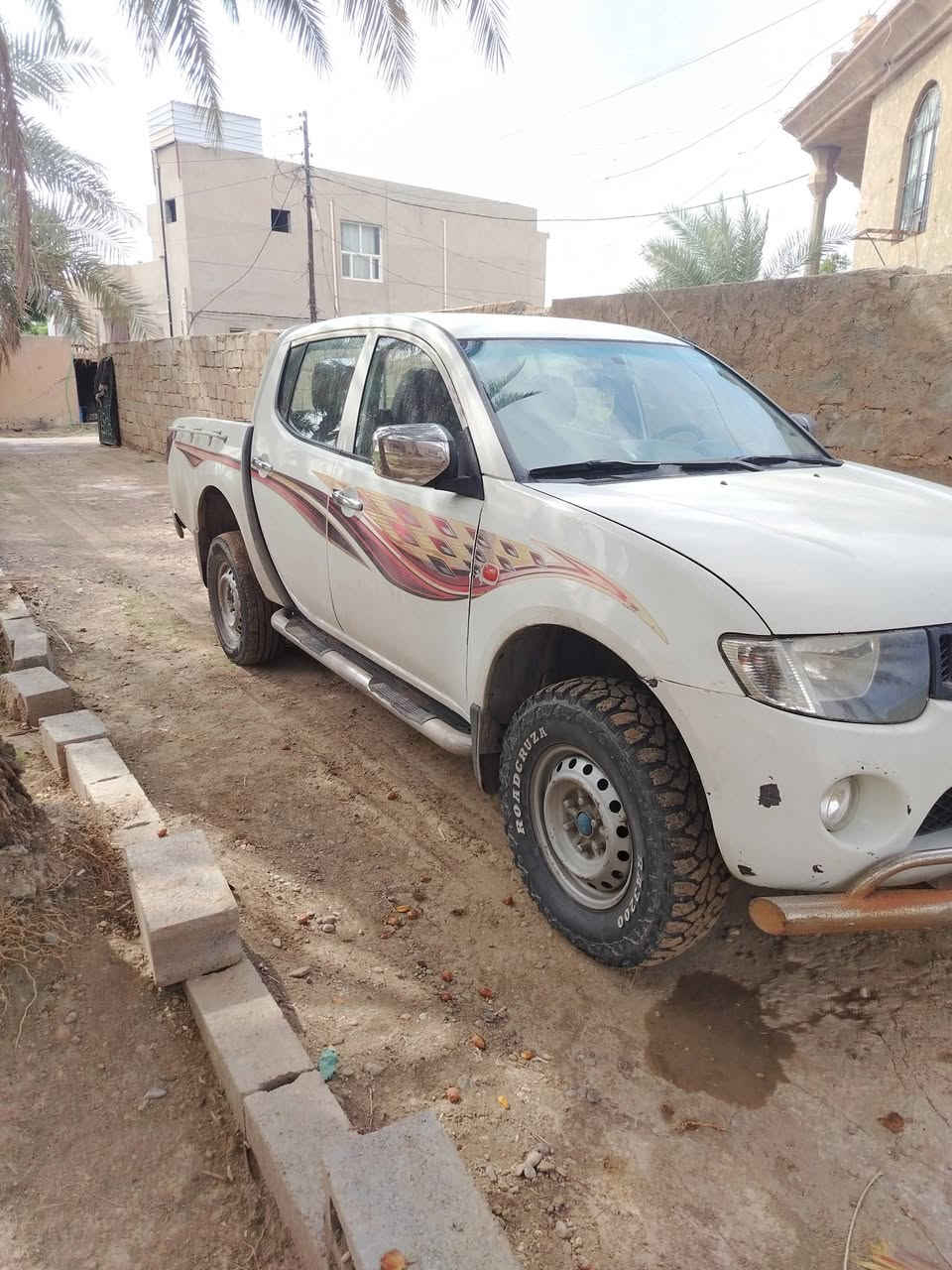 ميتسوبيشي • ٢٠٠٩ • دفع رباعي
