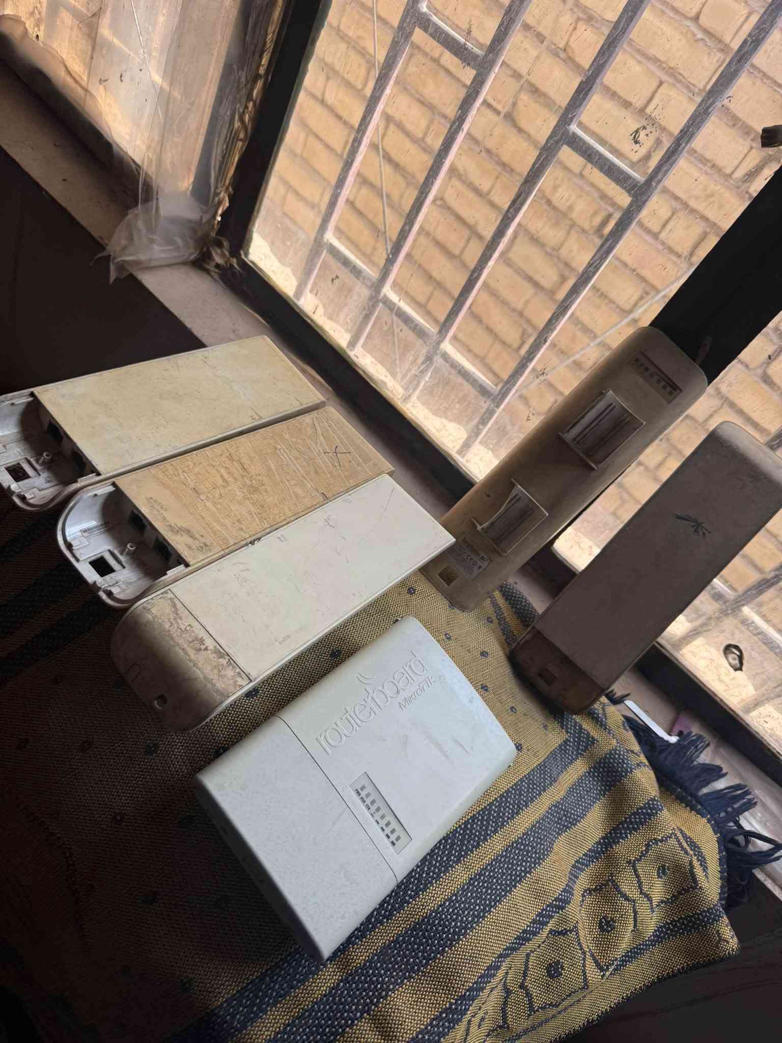 سكترات ubnt زاريه ١٢٠ سعر القطعه ٥٠
سسكو ٢٩٦٠ poe 
السعر ٤٠
هب HP 
كل بورتاته كيكا 
السعر ٥٠ 
روكتات XM 
عدد ٢ 
القطعه ب٢٥ 
راوتر بورد ٩١٢ AC
السعر ٥٠
نانو m5 XW
القطعه ب٣٥
نانو m2 القطعه ب٢٥ 
غطاء مطري ايرفايبر 11X
ب٥٠ 
سكتر تيتانيوم M2
السعر ب٢٠ 
مكاني بغداد البياع 
يوجد توصيل
***********
