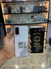 انفنكس GT30 برو • ٢٥٦ • كرتونه وشاحن
