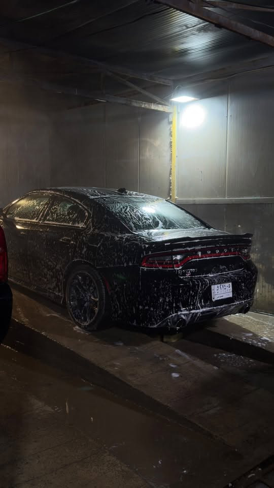 السلام عليكم ورحمة الله
دودج جارجر سكات باك (Dodge Charger Scat Pack) — موديل 2021
 الممشى: 35 ألف ميل (56 ألف كم) قابل للزيادة.
 السيارة ستوك بالكامل، محرك كير بلاد لا مفتوح ولا ملعوب بيه نهائياً، بدون أي إضافات أو تزويد، رقم بغداد الجديد باسمي تحويل مباشر.
 الحادث فقط قطعة واحدة تبديل (صور الحادث مرفقة بالمنشور).
السيارة نظيفة جداً وجاهزة،
 مكانها بابل الحله شارع ٤٠ او بغداد الوزيرية 
 السعر:285 ورقة (وبيها مجال للشراي الجاد)
 للتواصل: *********** (اتصال / واتساب)

