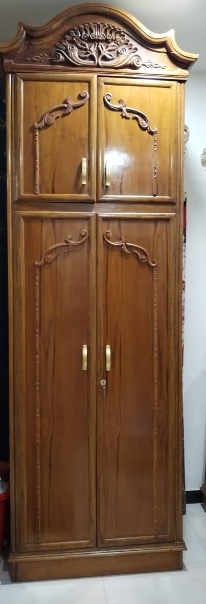غرفه نوم نظيفه كلش استعمال اربع اشهر للبيع السعر 1600 وبيها مجال المكان شهداء السيديه  ***********
