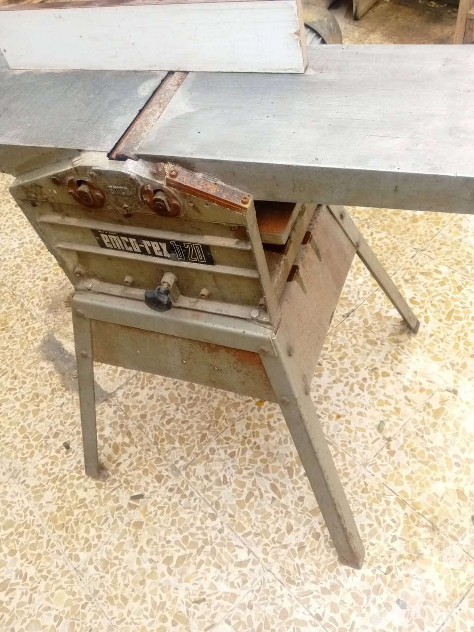 رندة دبل نمساوي نظيف شرط شغل السعر 350  المكان كركوك
الاتصال على الرقم فقط ***********
