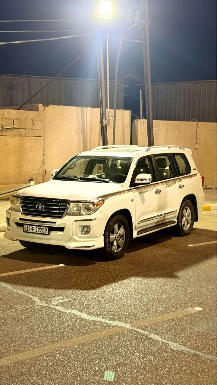 لاندكروز ٢٠٠٩ 
كفاله كشر خارجي بدون قطره صبغ  
كفاله كير ومكينه 
محدثه ١٥ لايتات بكلايتات دعاميات 
باسمي عقد مروري مباشر
مواصفات اللندكروز المعروفه 

السعر٢٥٩$ بيها مجال 
مكانها كربلاء المقدسه 
*********** كربلاء, العراق
