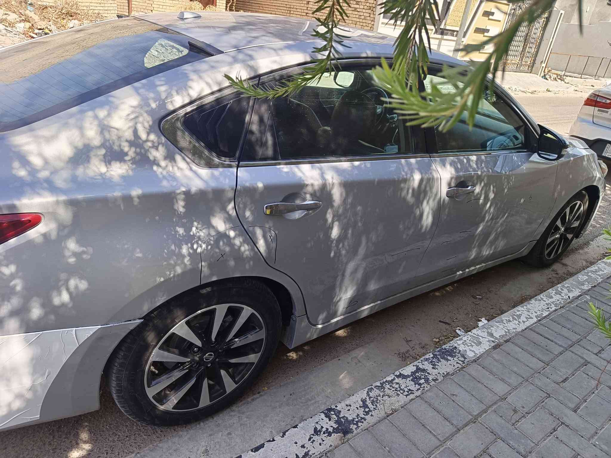 نيسان التيما 2018 رقم بصره الجديد بأسمي
محرك 2500 فول مواصفات عدا الفتحه ماشيه 141 الف
كشنات جلد وكهرباء رادارات امامي خلفي جانبي تحديد مسار بصمة ابواب وصندوق وتشغيل عن بعد
حادثها جاملغ امامي جهة السائق ومصلح نفسه ومصبوغ وبيها بارد خفيف بالعراق وبدون صبغ وموجوده صور الحادث والسونار بالمنشور
السعر 105 وبيها مجال بسيط
للاستفسار 
***********
العنوان بصره ياسين خريبط
