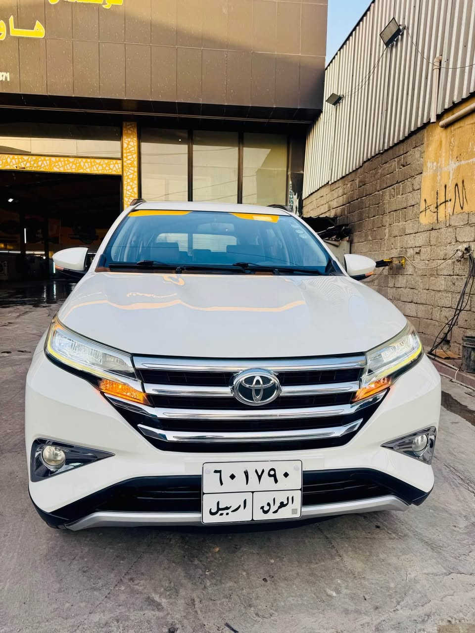 Toyota rush 
تويوتا راش 
موديل 2020
فول مواصفات 
7راكب
147الف ماشية 
قطعتين سبوغ بدون دواخل 
سيارة گير ومحرك كلشي بشرط   
السعر 138$ بي مجال بسيط 
مكانى اربيل 
*********** أربيل, العراق
