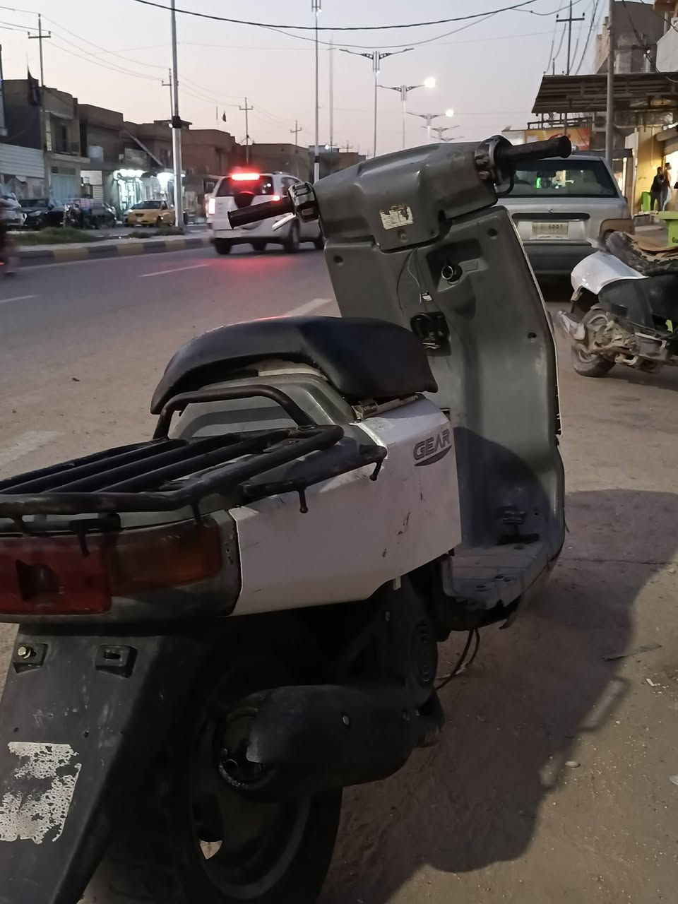دراجه بي كم 60 ماكينه مقفوله سلك مو هندور نقص صفايه واحده بالكفار هاي فقط سعره 225,000. ***********
