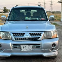 باجيرو 2006 السياره كشر نضيف تخم تاير جديد  منضومه غاز  السياره بيها خ...