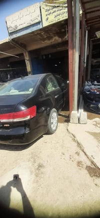 سوناتا 2007 السياره بلاديه 2400 بس صبغهه بي كم قطعه من حلوه أثر شخوط  ...