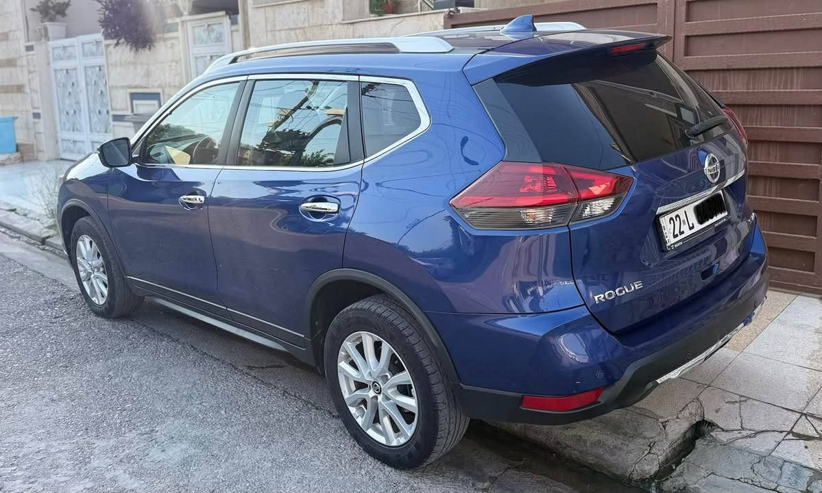نیسان رۆگ ٢٠١٩   SV. AWD

گێر و مەكینە تەبرید بەشەرت 

سبوغ و لێدران ساردەكوت هیچی نیە  

سۆنەرم داناوە دەعامیش بەشەرت 

ئێرباگ دەشبوڵ و سوكان بەشەرت نەتقیە 

مواسفات SV. 
دەبڵ ئەكسل 
بەسمە دەرگا بەسمە 

سندوق شفت 
كوشن هیتەر و كارەبایی 

لایت لید شاشە گەورە رادار پشت و پێش ئاوێنەكان 

سعری فرۆشتن  ١٥٠ ورقە كەمێك مەجال 

                               ***********. أربيل, العراق
