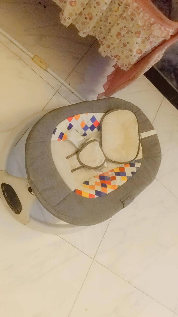 غراض بيت للبيع كلمن وسعره شراي يجي خاص
