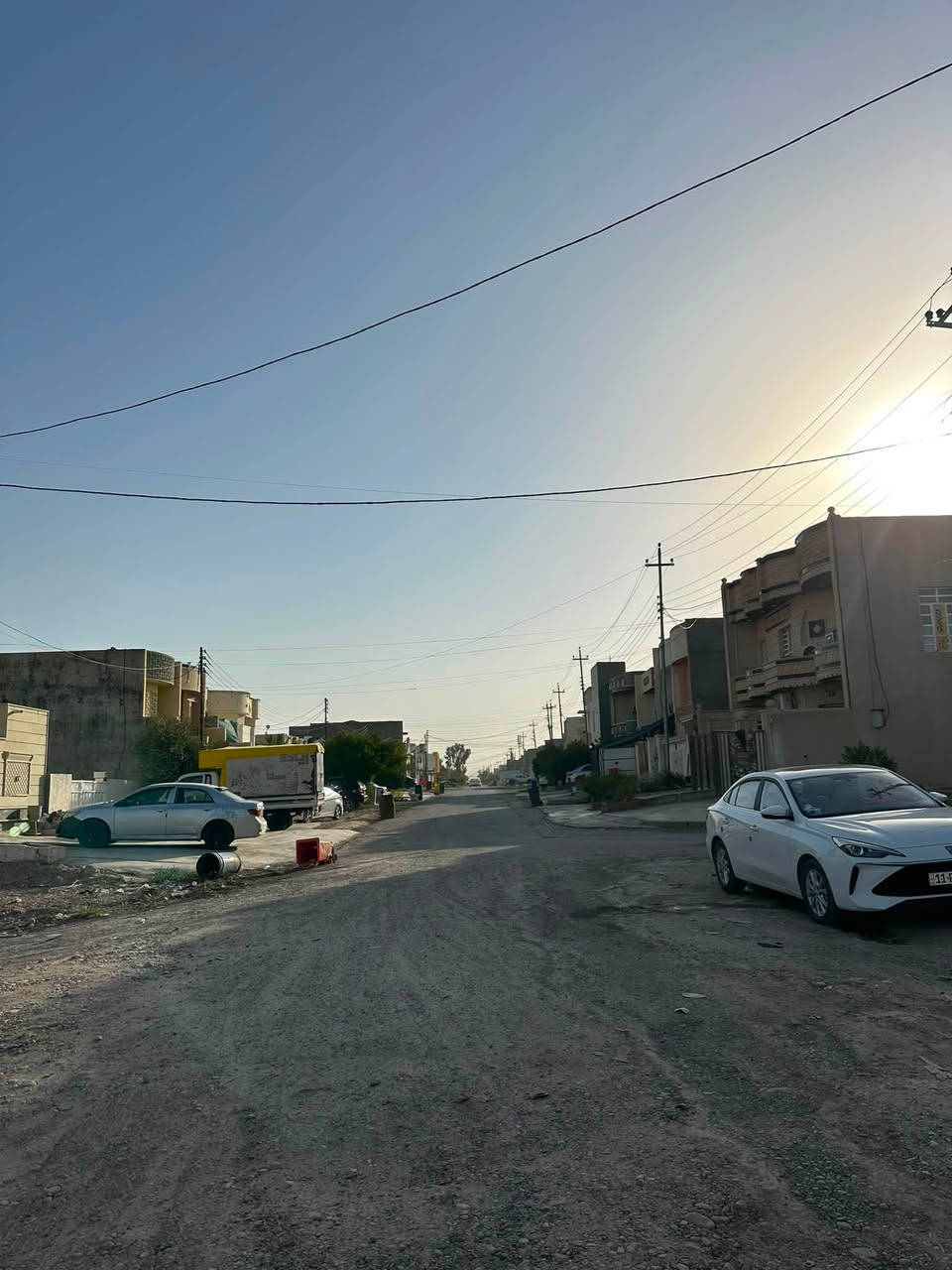 دار للبيع الموقع: القادسية – حي الجامعة
 المساحة: 100 متر مربع 
 الأبعاد: 10 × 10 م
 الشارع: 20 متر 
للاستفسار :
***********
‏‪‬‏
