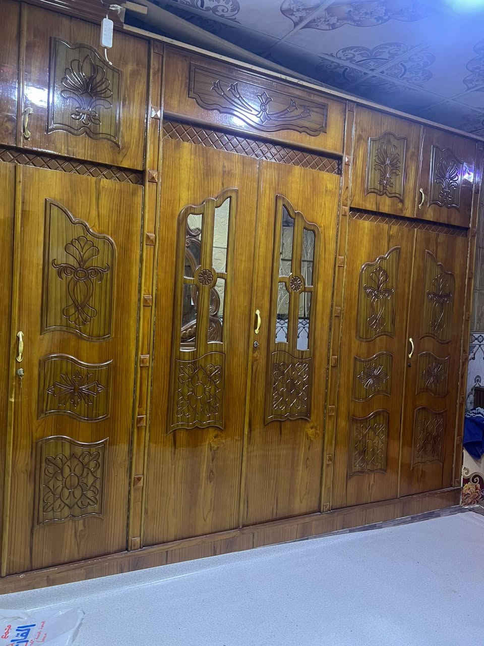 سلام عليكم غرفه للبيع مستعمله حلوه ونضيفه سعره ٨٠٠ الف وبيه مجال قليل
مكاني بصره معقل ***********
