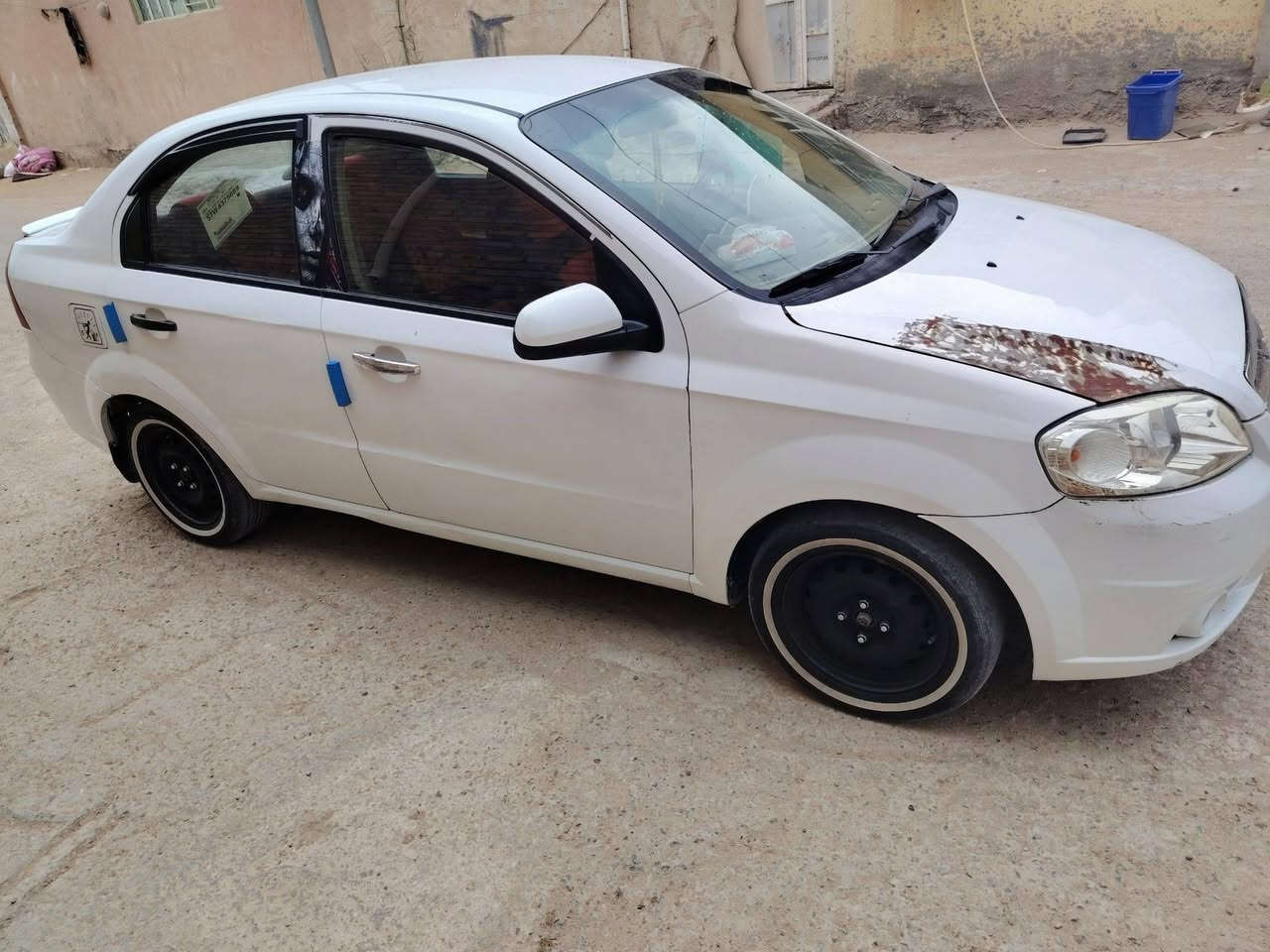 افيو • ٢٠١١ • ضربه بنيد