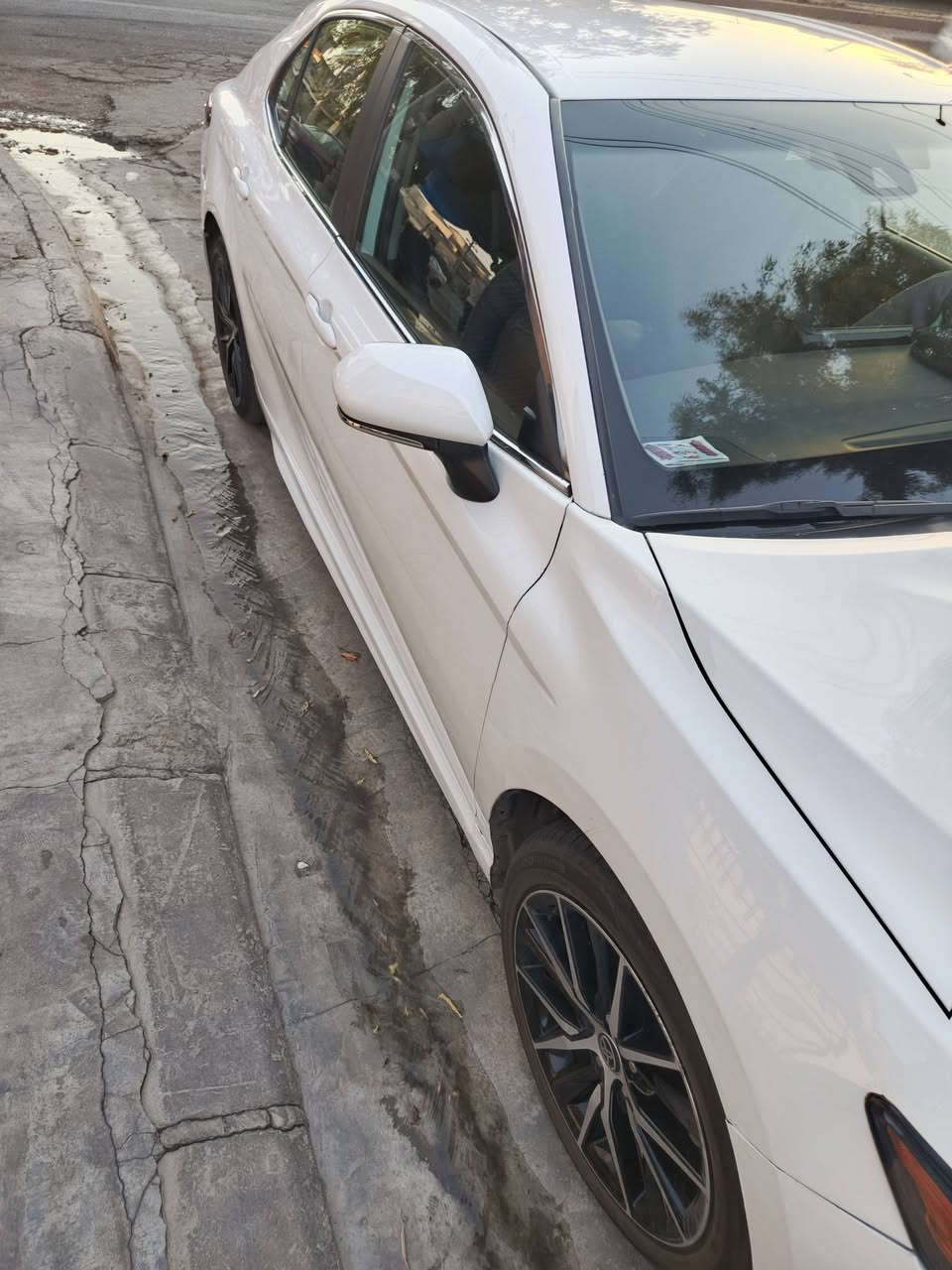 كامري 24 امريكا SE بيه 3 قطعه صبغ بونيت وجاملغ خلفي وباب مبدل خلفي جاملغ وباب بدون دواخل  بس من كدام بيه راس شاصي مرقم بسمي كوبون بنزين كركوك وياها سعرها بلاش بلاش 188 تعرف ابيض و24 ماكو هيجي سعر ***********

