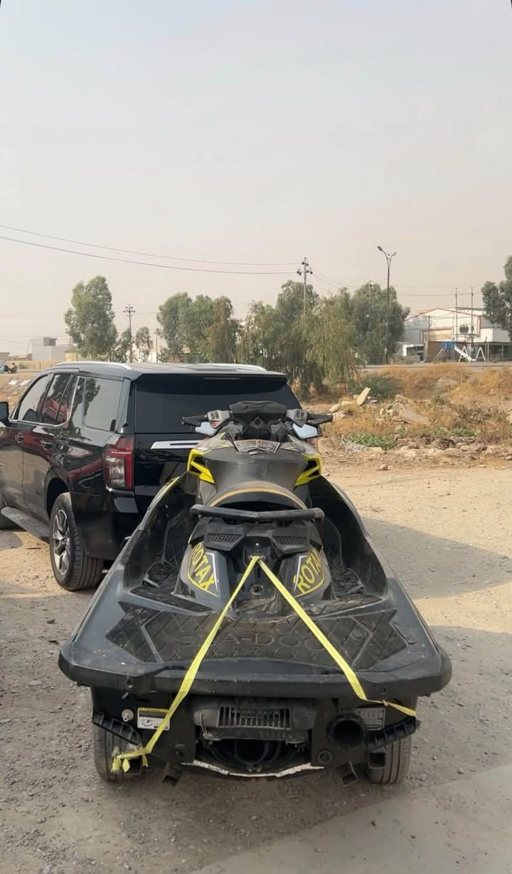 أهلاً بكم جميعاً، نعرض لكم اليوم جيت سكي (Sea-Doo) موديل 2014 بقوة 260 حصان بحالة ممتازة وخارقة للبيع.
الجيت سكي ماشاء الله قمة في النظافة وبحالة الشركة، ماشية 74 ساعة فقط والمحرك كَبْس لم يُفتح أبدًا. معدلة وجاهزة للسرعة والأداء العالي حيث تحتوي على برمجة عقل Stage 2، إكزوزت RIVA Racing، وبوشة وبروانة SOLAS. السعر مناسب جداً ومغري، ولمعرفة السعر وكافة التفاصيل يرجى إرسال رسالة عبر الواتساب ونحن بخدمتكم دائماً 🩵🔉. *********** +***********
.

سڵاو لە هەموو هاوڕێیان، ئەم جێتسکی سی-دوو (Sea-Doo) مۆدێل 2014 بە هێزی 260 ئەسپمان بە شێوازێکی زۆر نازدار و خاوێن هێناوە بۆ فرۆشتن.
ماشەڵڵا لەسەر دەقی شەڕیکە ماوەتەوە و تەنها ٧٤ سەعات کاری کردووە، مەکینەکەی کەپسە و پێداویستیی بەرزکردنەوەی هێزی لەسەرە بە عەقڵی Stage 2 و گزۆزی RIVA و بوش و پەروانەی SOLAS. نرخەکەی زۆر زۆر گونجاوە، بۆ زانینی نرخ و هەر تەفاسیلیەک بەخۆشحاڵییەوە نامە بۆ واتساپ بنێرن و لە خزمەتتاندام 🩵🔉. *********** +***********
