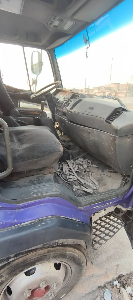 سلام عليكم فوزه البيع مديل 2000
رقم نكليزي أنبار تفاصيل وتصل على رقم 
***********
