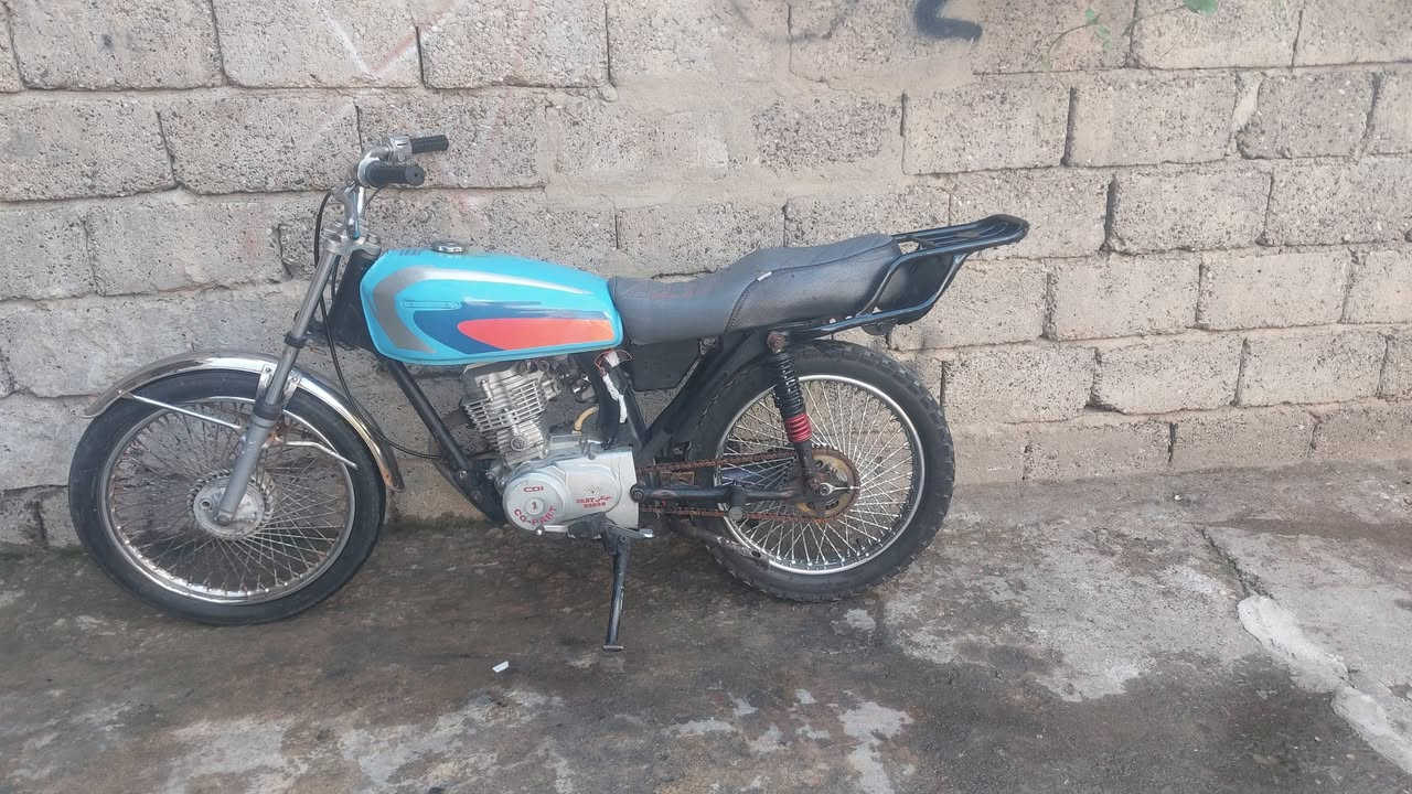 بارت للبيع مكينه خراسه لا صرف ولا نفخ ولا صوت تحريكه ومعدال كزوز رياضي ***********سعر 230وبي مجال مكاني حي سماح كشن تفصال شاصي شرط مابي شيء
