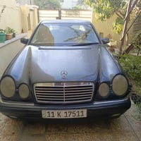 W210 موديل ١٩٩٨ محرك v   رقم دولي  مرايا كهرباء  برده كهرباء  فتحه سقف...