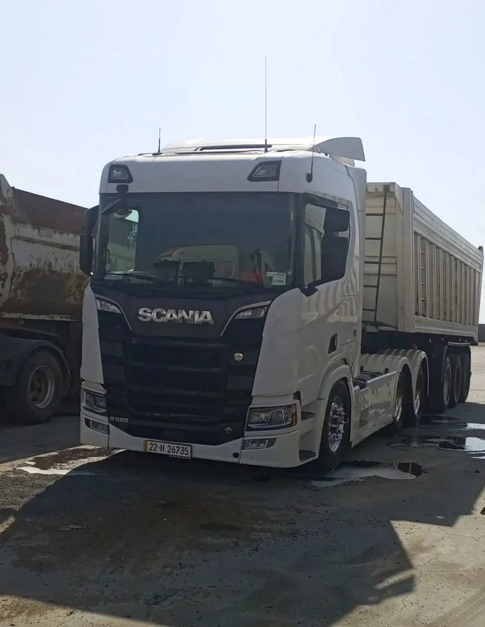سكانيا سحال مديل 18  .. فقط راس البيع. ***********
