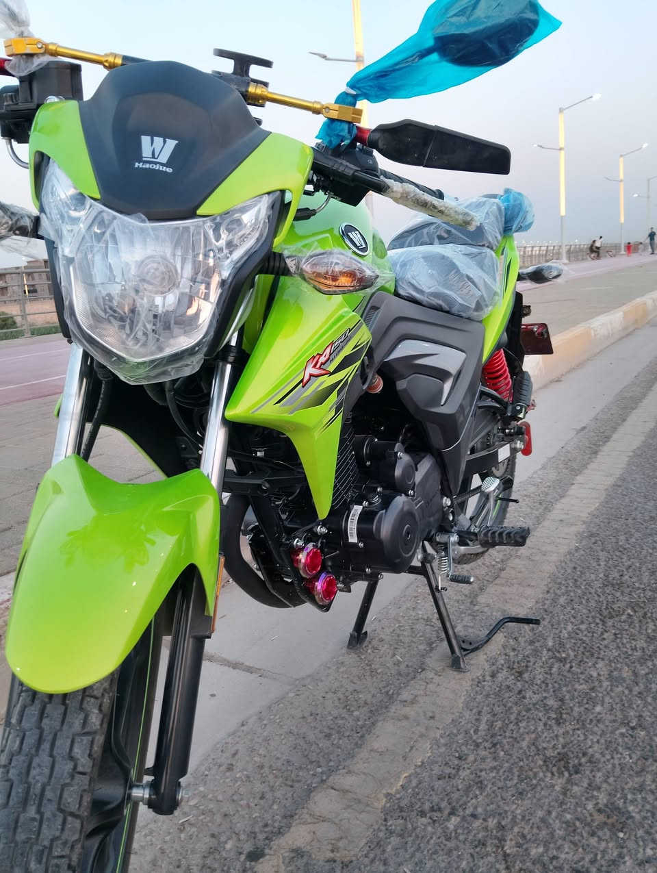 السلام عليكم دراجة للبيع موديل 23 مشدود بال26 هاي الجمعة الراحت نشد             ***********💚  بعد زيرو
