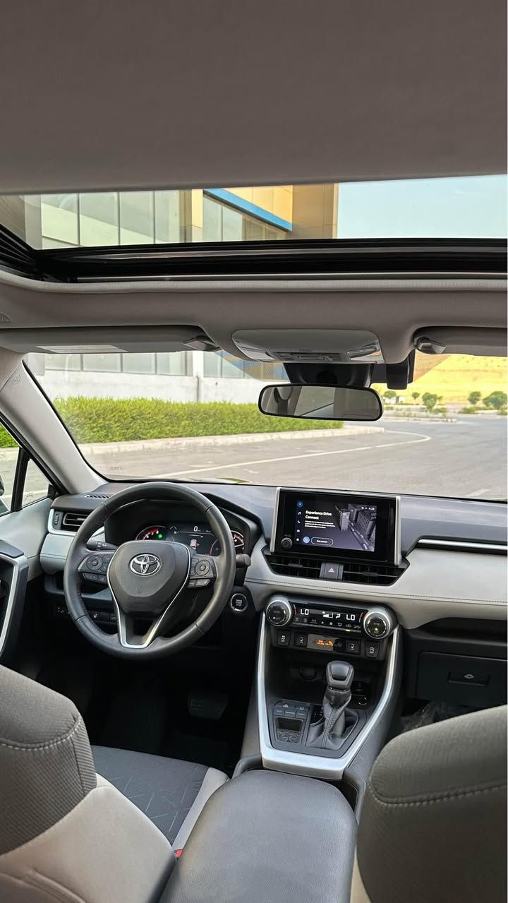 Toyota Rav4 XLE 2023 
‎فتحة سقف سلايد
‎بصمة ابواب
REMOTE START : تشغيل عن بعد
‎شاشة دشبول ديجيتال
‎شحن وايرليس
‎كاميرا جانبي
‎كاميرا خلفي
AUTO START : اوتو ستارات
AUTO STOP : اوتو ستوب
‎رادار امامي (تحديد مسار)
‎رادار جانبي (نقاط عمياء)
‎رادار خلفي (التحذير من الاصطدام)
‎حساسات 360°
‎حساسات امامي
‎حساسات جانبي
‎حساسات خلفي
‎كشنات جلد
‎كشنات كهربائي
‎كشنات دفئة
‎تحكم استيرن
‎استيرن كهرباء
‎استيرن دفئة
‎تبريد لمس
‎تبريد مركزي
‎مراء شفط كهربائي
‎صندوق شفط كهربائي
‎لايتات ليد عدسة زينون 

***********
218$ و مجال 💯🔥
رقم الشاصى موجود على منشور 
1 جملغ صبغ بدون دواخل و حافظة البوند أربيل, العراق
