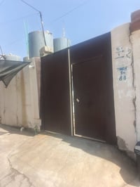 بيت للبيع مساحه 100 متر  حي الوحدة 30  مليون للاستفسار 07503309391