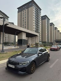 G20 330i • ٢٠٢١ • ماشيه ٧٠ الف
