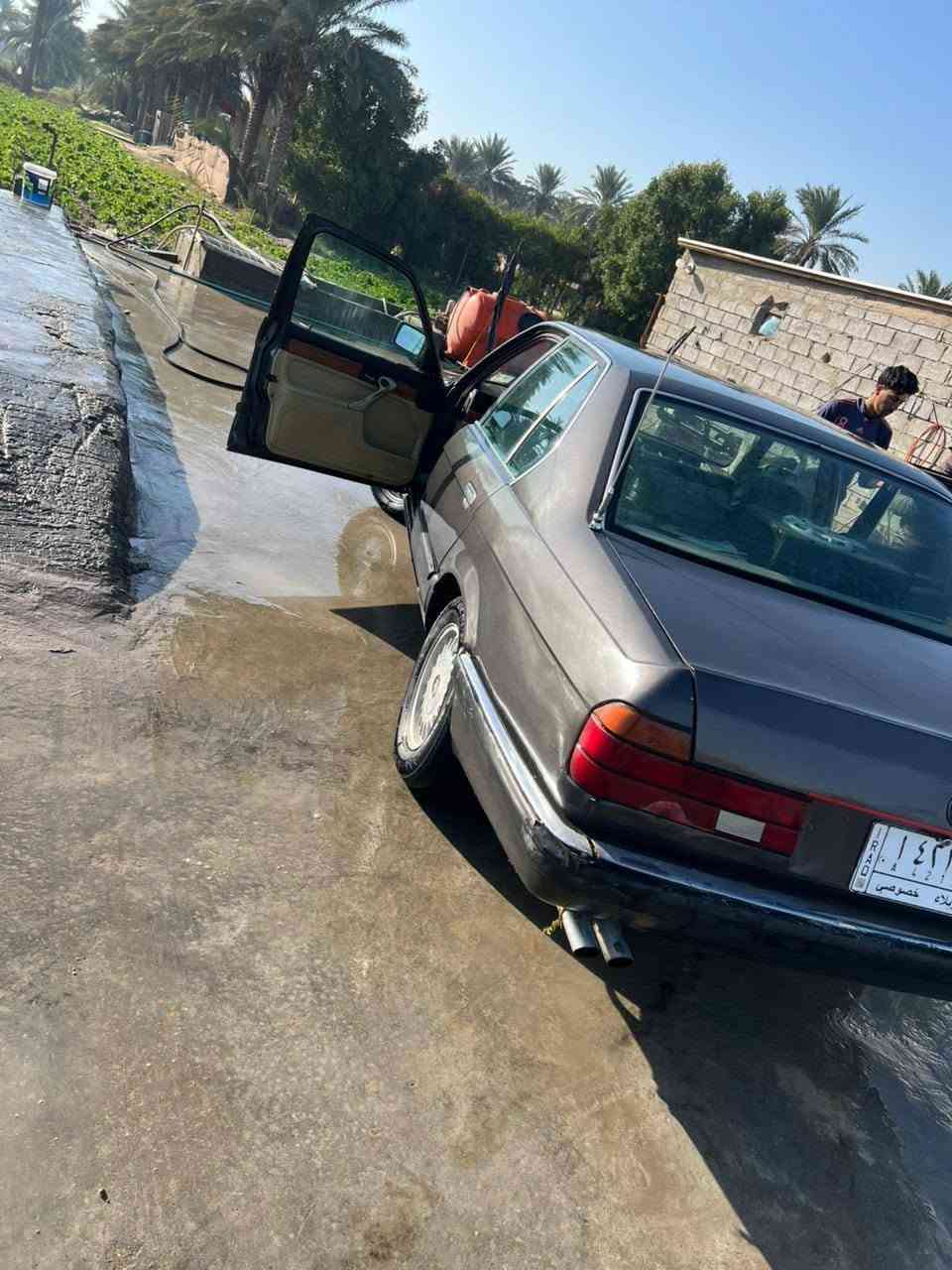 سلام عليكم للبيع بي ام سعر ٤٣ وبيها مجال قليل دبليو ٧٣٠ كير عادي رقم كربلاء بسمي تحول 
مكينه ومفتوح مو مسكر
تبريد حداديه جيده
بيه طخه بصيطه بلهلال موضحه بصوره مكان بابل ***********
سلام عليكم للبيع بي ام سعر ٤٢ وبيها مجال  دبليو ٧٣٠ كير عادي رقم كربلاء بسمي تحول
