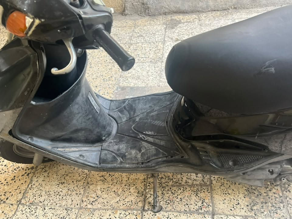 سلام عليكم دراجه البيع إبريز  دراجه حيل نذيفه دراجه ناعمه حيل نقص ادراجه باتري وستان باقي دراجه كلة كامل تجي شوف بعينك دراجه حيل حلوو سعر ادراجه 450وبها مجال  عنواني الشعله وهاذه رقم ***********

