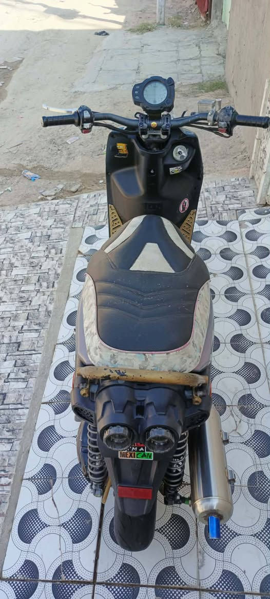 سلام عليكم دراجه سكنز جبلي ياباني مامزوده تجي تفحص بعينك جيبلك فيتر وتعال دراجه شغاله كهربائيات كلهن شغالات صالنصه رياضي مكاني. نجف ابو صخير *********** سعر 850وبيه مجال قليل تجي وشوف بعينك
