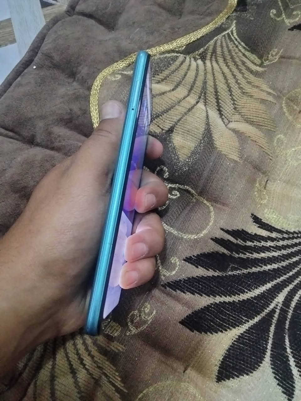تكنو بوب 5
بطاريه 5000 
كله شغال نضيف 
للبيع ويرهم مراوس 

***********
