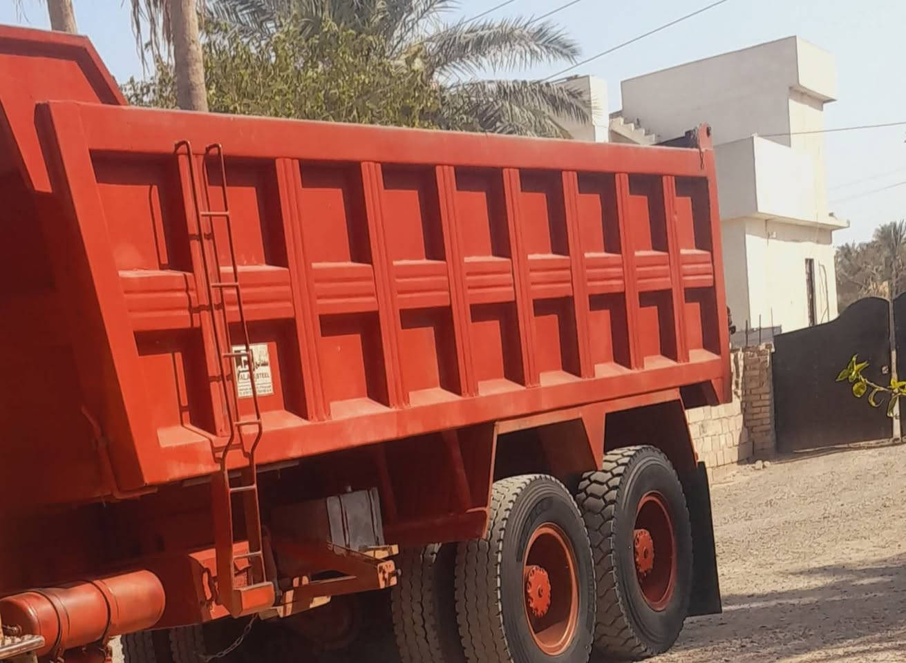 السلام عليكم بدي قجمه البيع جنل نضيف كاعيه نضيفه
مكان بغداد تاجي 

***********كورك 

***********اسيا
