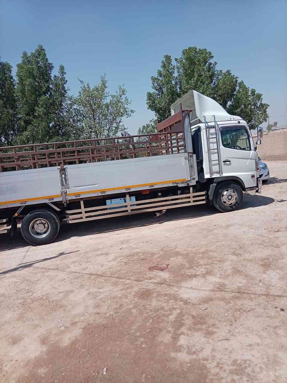 هينو البيع ٨٠عادي رقم بصرة كفالة عامة سيارة جديدة ***********
