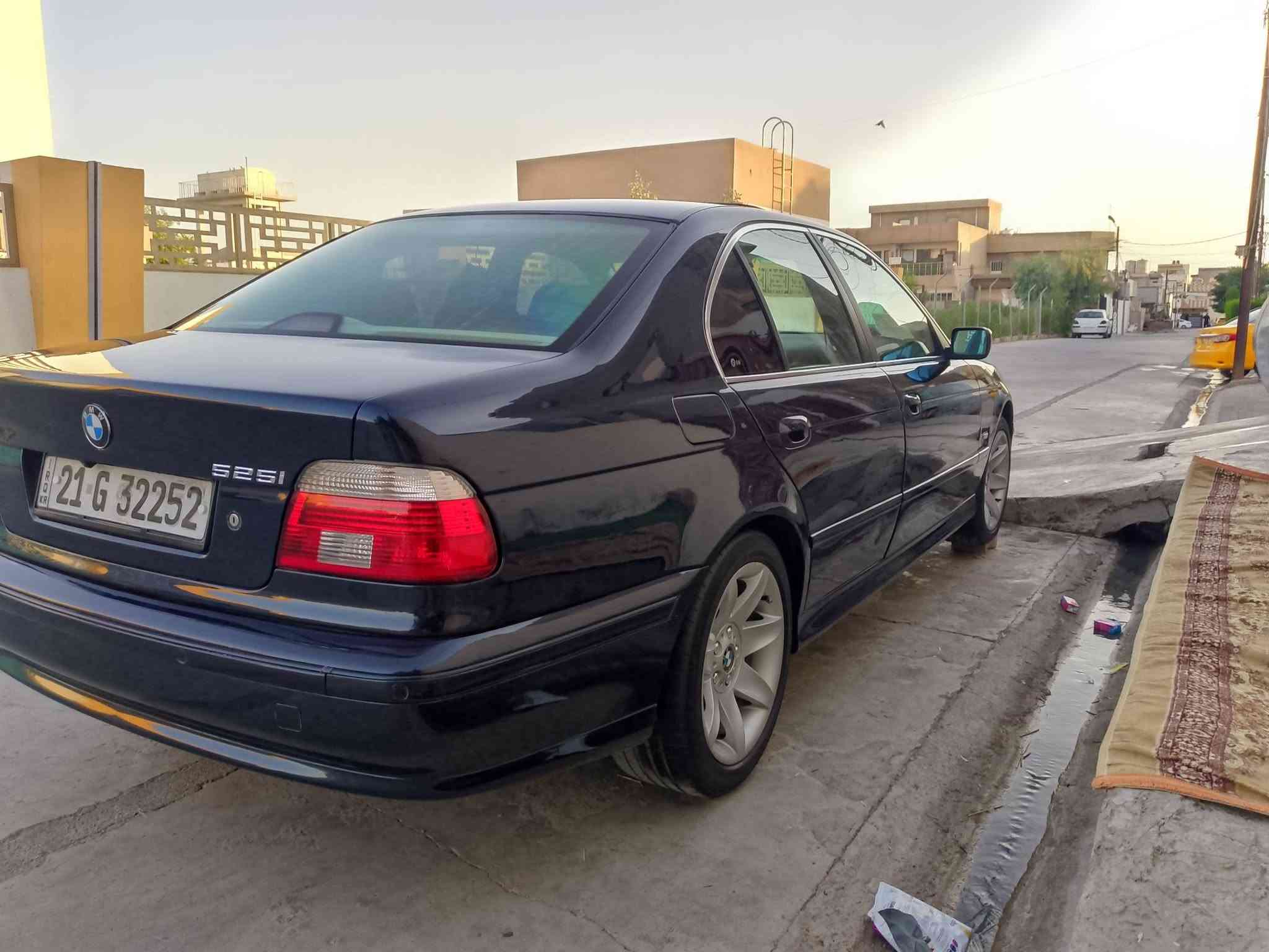 بي ام بومه 2000 للبيع فول مواصفات صدر تخم  تأير جديد  تبريد شغال  سياره صبغ بس جماليه اي معجون ما بيه ولا ضربه  دفتر بانزين بيه  سياره شرط تحويل سنويه جديده اي غرمه ما بيه  رقم *********** عنوان كركوك

