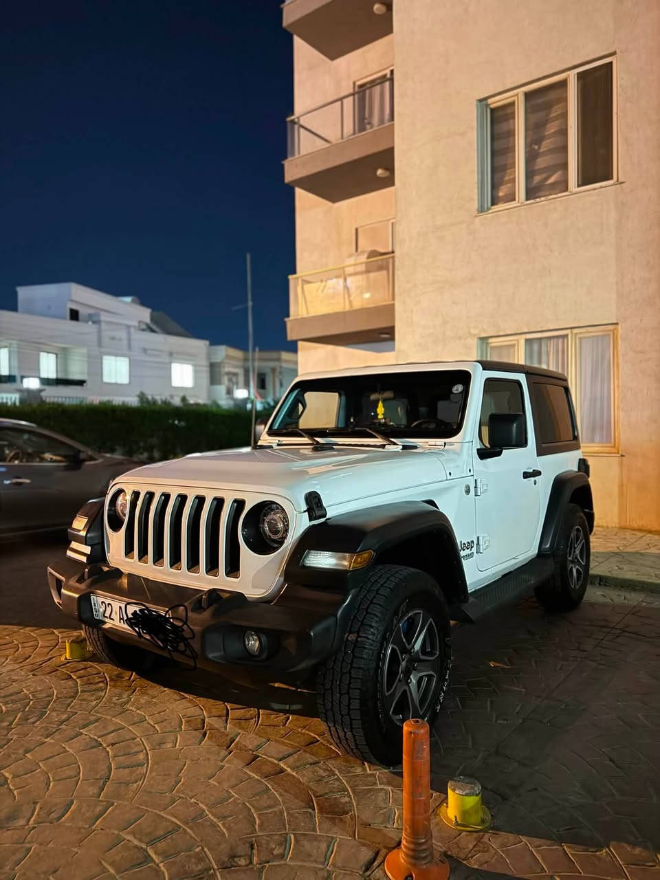 Jeep wrangler 2021
بدون صبخ بدون تعديل 
ماشيه 75000 الف 
سياره كل شيى بشرط گير محرك اكسل بشرط
سعر ١٨٨$
مكان سياره اربيل
***********
