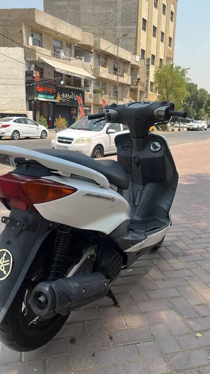 دراجة سكنس نثيه 110 ياباني ستاند حساس رمبه صارلها 4 اشهر نازله من الرنبه مكينه مكفوله برغي ممفتوحه بيها مكفوله كفاله عامه كهربائيات شغاله قفل جنطه قفل صندوق كله شغال وأوراقها موجوده رايدها ب 600 وبيها مجال مكاني الاعظمية 
*********** هذا رقم رصيد 
*********** هذا رقم واتس آب فقط
