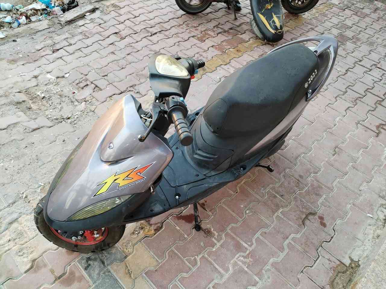 دراجه ماكس عدله  للبيع شرط شغل
صالي 4تشهر من ماخذه

مكينه. مفتوحه شرط

سعره 500بيه مجال قليل

عنوان سماوه

***********
