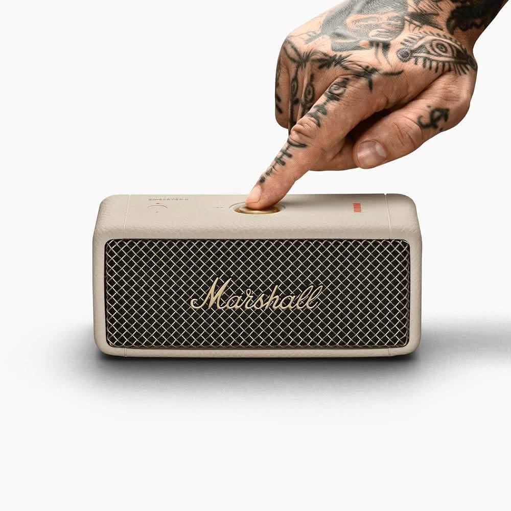 📢 للبيع: مكبر صوت Marshall Emberton🎧

اللون: أبيض (Cream)

صوت Marshall الأيقوني بتقنية True Stereophonic (صوت محيطي 360 درجة).

• بطارية تدوم 20+ ساعة

🚚متوفر توصيل لكافة محافظات العراق🇮🇶
📥للطلب او الاستفسار مراسلة الصفحة خاص او 
واتساب/ ‭***********‬
