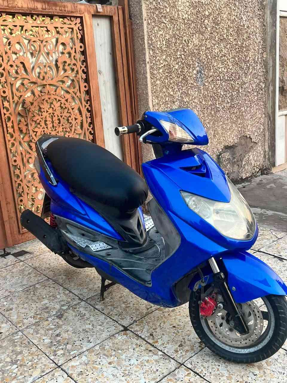 سلام عليكم سكنس فحل نوزل كامله مابيه نقص مكينه خرسه دراجه مكفوله كامله من كلشي سعر 575 عنوان بغداد البنوك 
***********
