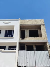 دار هيكل للبيع مساحة 80 متر🏠 الواجهه 5  النزال  16 ' يحتوي على 3 غرف  ...