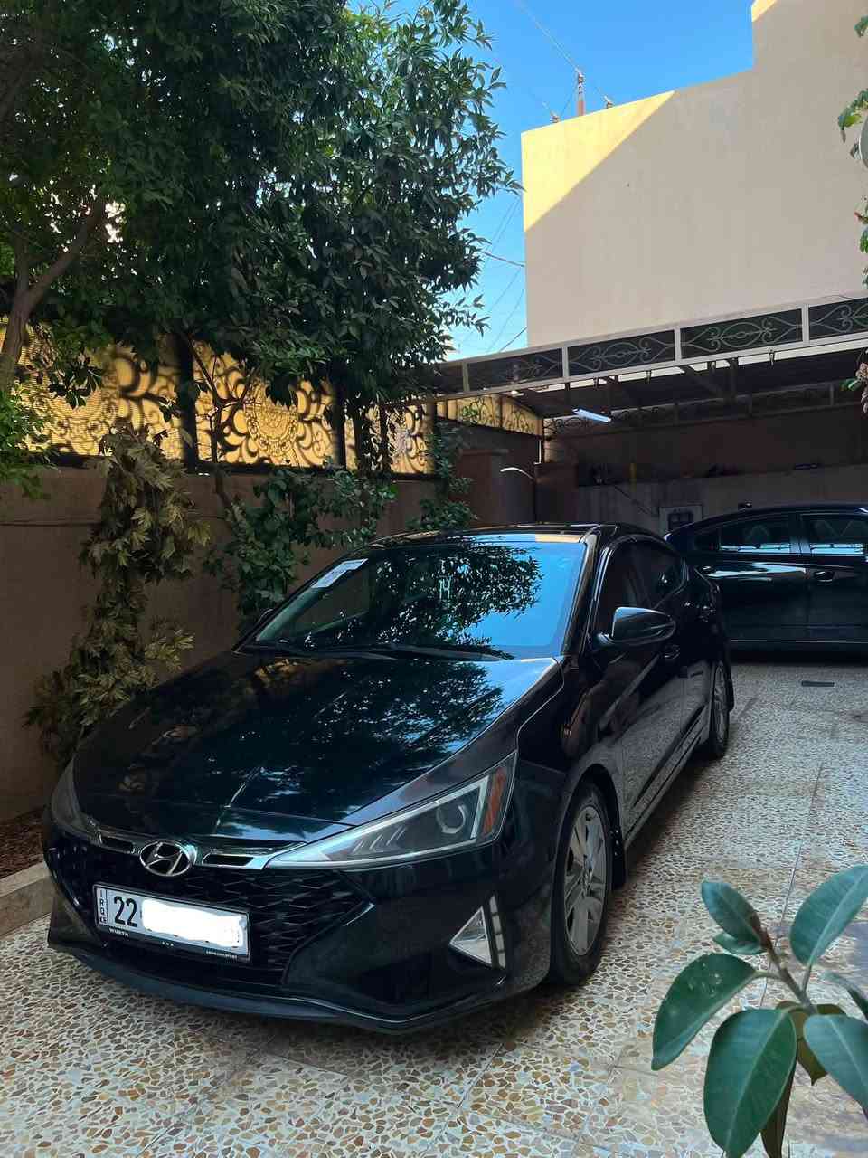 السعر…128
النترا 2019  وارد كندي المرغوب محرك 2.0 دوش بدون دوانز وكير AT مو cvt…فول مواصفات بس بدون بصمه وسلايت كير محرك شرط سياره نضيفه حيل ومال بيت على وضع الشركه برغي ما مفتوح بيها ماشيه 76  ألف مايل حقيقي ….رقم اربيل بأسمي هزه وفحص جديد

المواصفات:
تدفئة كشنات 
تدفئة ستيرن
رادار جانبي
نقطه عمياء
تحديد مسار
كروز سرعه
اشاير بالمري
 شاشه كبيره
كامره بلادي
كار بلاي
3 وضعيات قياده(سبورت__سمارت__نورمال)
بك لايت لد
بلاجكتورات
تحكمات ستيرن جهتين
جامات كهرب
مرايات كهرب 

الضرر:بدون حادث فقط بوند صبغ …دواخل سليمه ايربكات سليمه

السعر:128 بيها مجال بسيط 
للأستفسار:***********. //يوجد واتساب
الموقع:موصل حي الزهور
