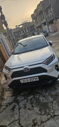 اخوان كروب رف فور عندي رف فور موديل 2021 خليجي ماشية 57 الف كم معروضه ...