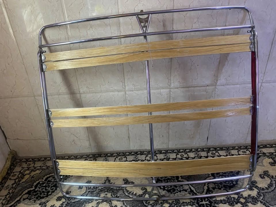 سيبايه شاهينه • خوذة