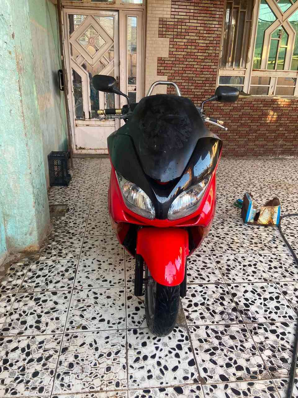 فورزا 09 مكفوله برغي مابيها نقص كير ملغي
لاتنقيص ولاتبخير رون واحد ونص مكينه ناعمه تايرات جدد كهربائيات شغاله العسر 900وبيها مجال مكانها كوت حي الحكيم ***********
