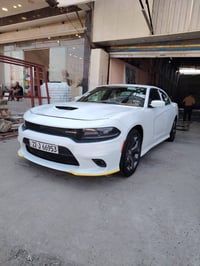 ٦ سلندر • ٢٠٢٠ • تبديل باب السايق