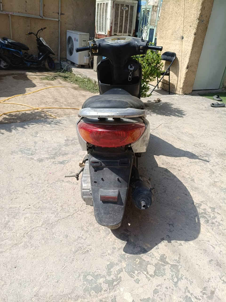بريز شغاله هندر واحد عوزه كربائيات دبلات جدد تايرات جدد كلاجات حلوه وناعمه سعر 200 مكانوحي نصر ***********
