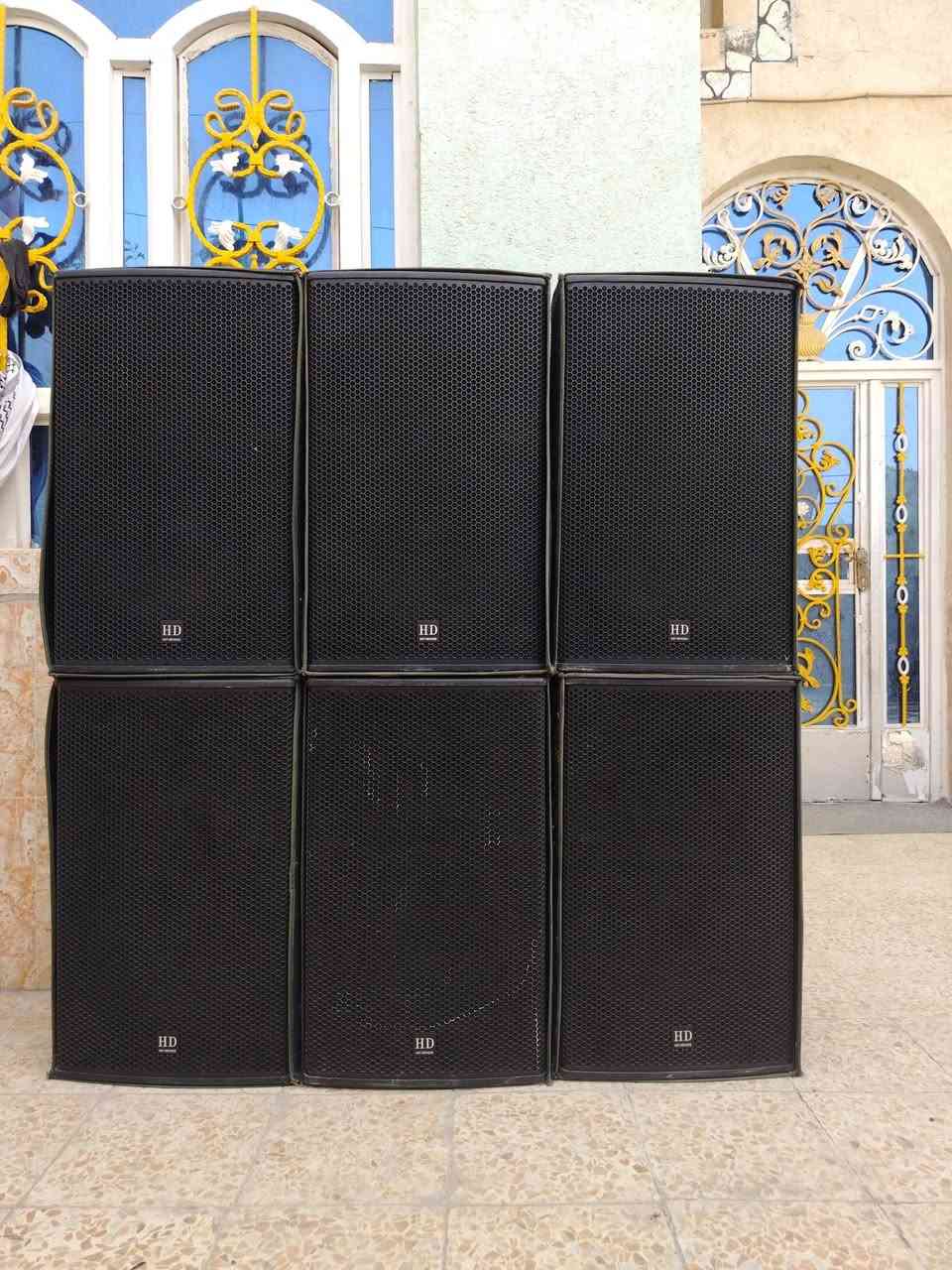 HD/AS 615 /15انج أصلي
3 زواج مشتغلات محرم نضيفات بعدهن ب الكارتون مع الجنط والكراتين. 
متوفر مولد يابان بانزين 7 كيفي.
سوق الشيوخ/ ***********
