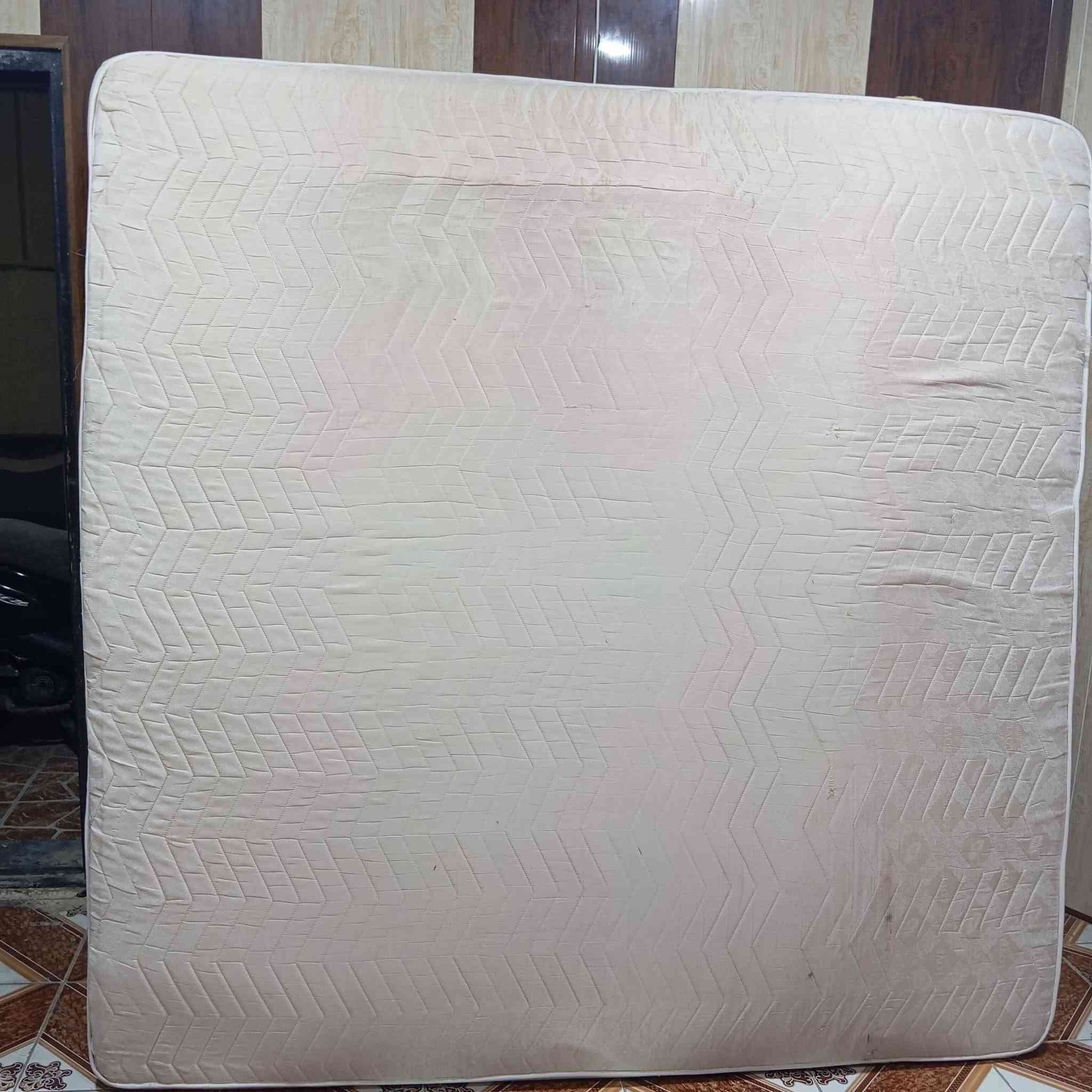 خانقين سبعه نيسان • غراض للبيع • اثاث اطفال