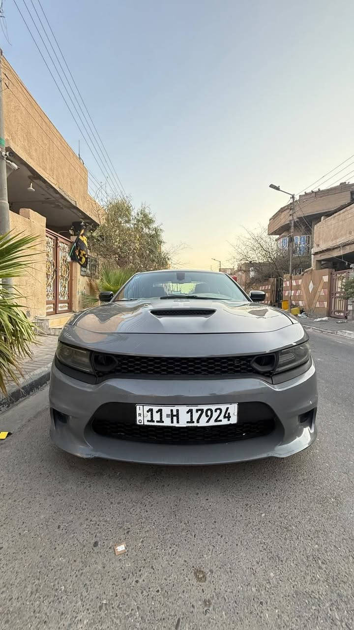جارجر 2019 اصل لون اسمنتي 

حادثه سرقه بنيد ومكينه وجاملغ

ماشية 100 الف ميل

محرك 3.6L V6
شاشة لمس كبيره  Apple CarPlay
كاميرا خلفية
تشغيل عن بعد
كشنات كهرباء
نقطة عمياء
حساس اطارات 
مثبت سرعة
تحكم ستيرن
بصمات ابواب
ويل قياس 20 
سعر 185 وبيها مجال
***********

